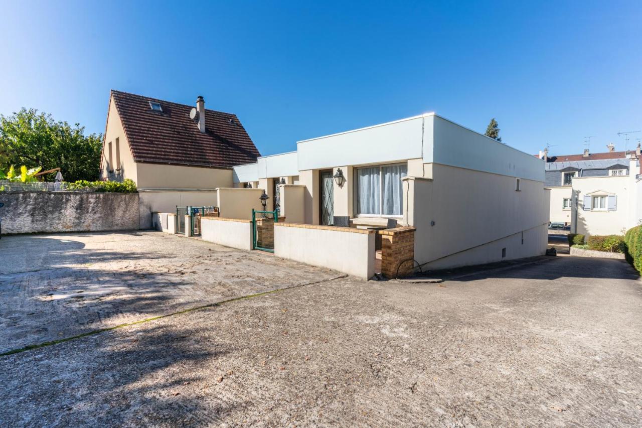 Appart'Hotel Nuiteejour Versailles Saint Cyr L'Ecole Ngoại thất bức ảnh