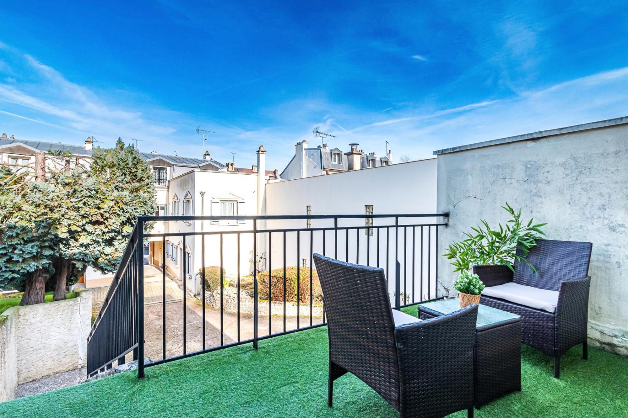 Appart'Hotel Nuiteejour Versailles Saint Cyr L'Ecole Ngoại thất bức ảnh