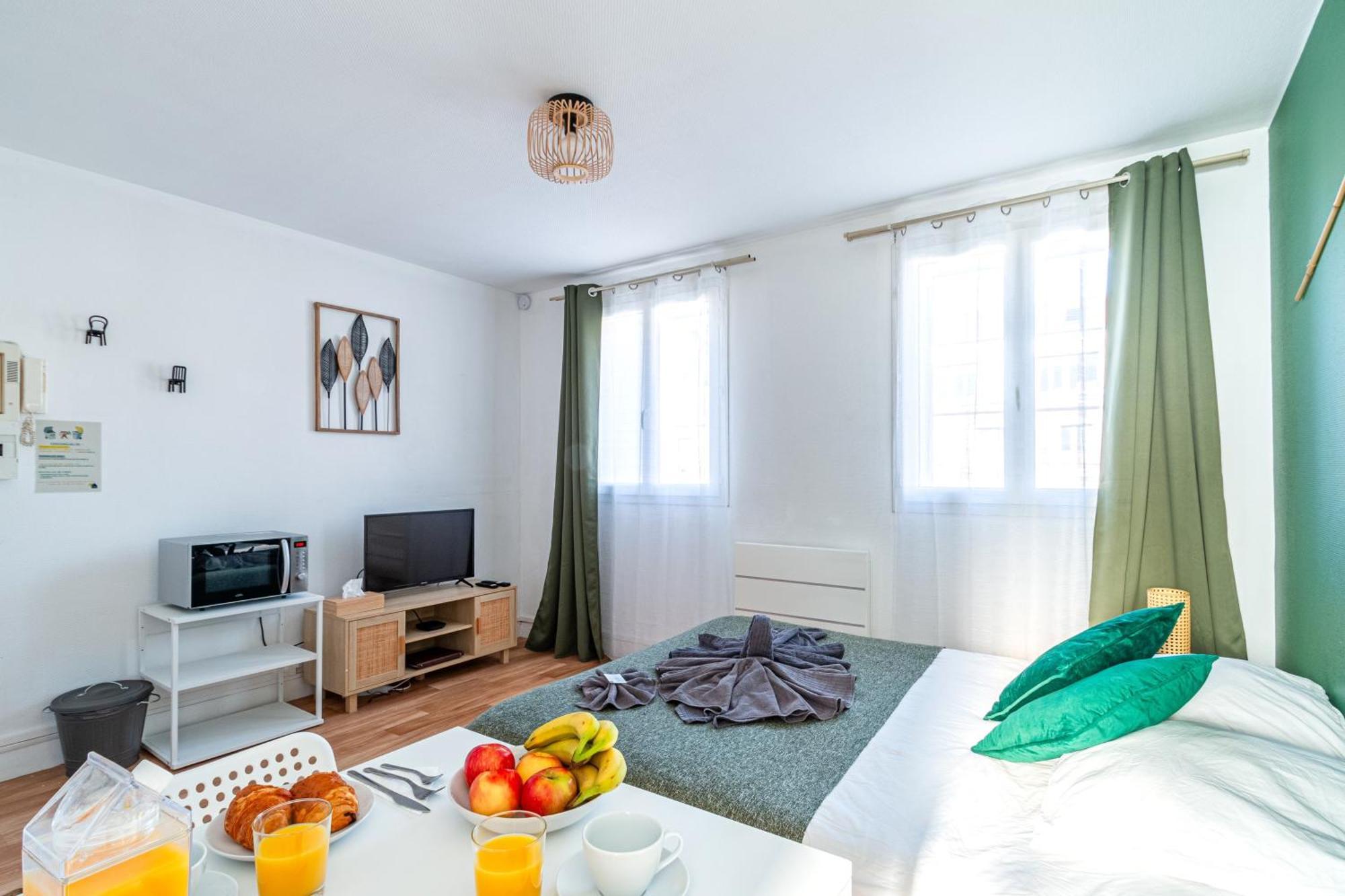 Appart'Hotel Nuiteejour Versailles Saint Cyr L'Ecole Ngoại thất bức ảnh