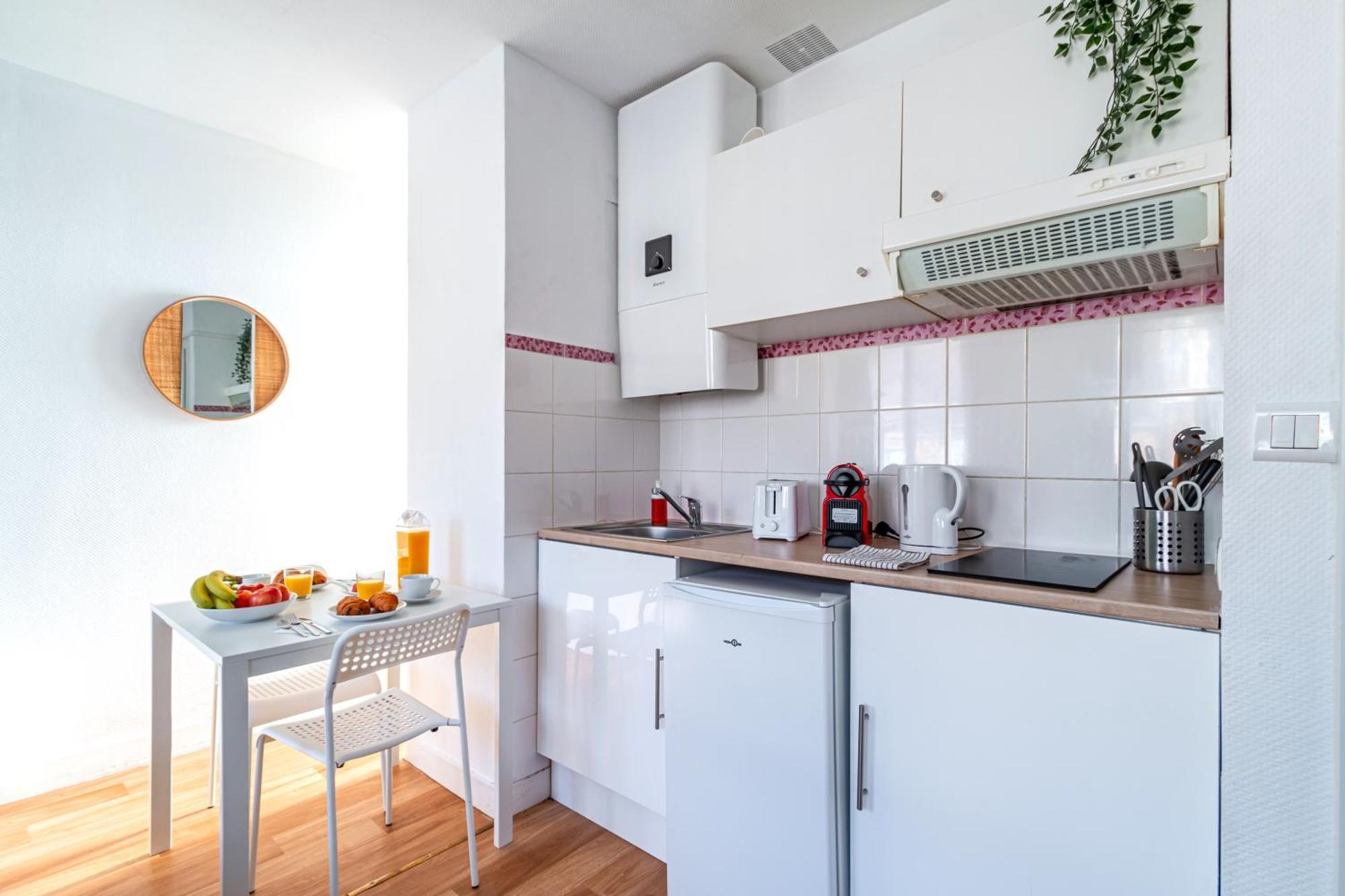Appart'Hotel Nuiteejour Versailles Saint Cyr L'Ecole Ngoại thất bức ảnh