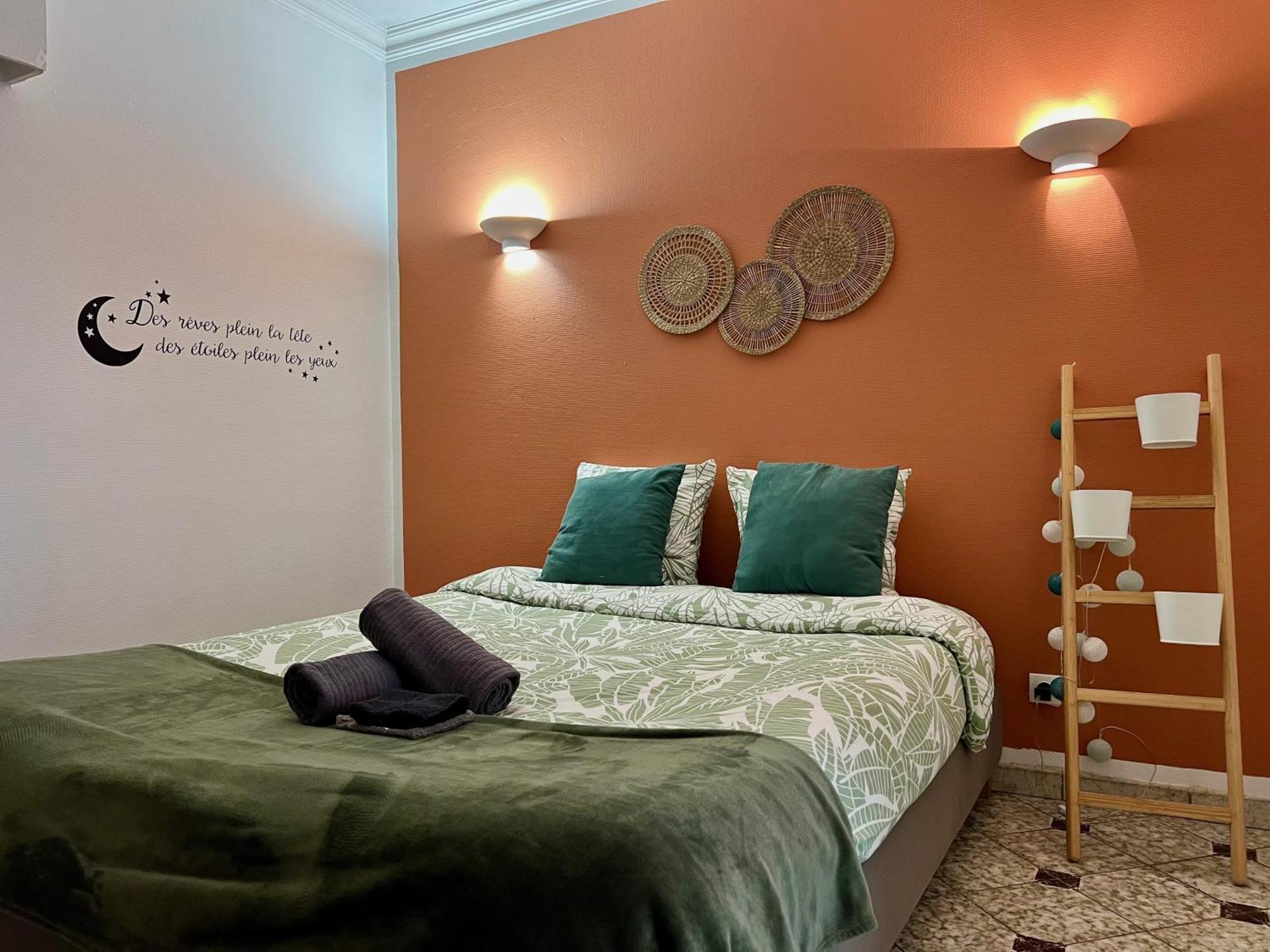 Appart'Hotel Nuiteejour Versailles Saint Cyr L'Ecole Ngoại thất bức ảnh